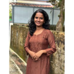 Viyana Chikankari Set - Image 4